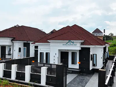 Luxury 4 Bedroom Bungalow — 27 Heliu Estate Enugu, Enugu, Enugu