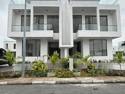 5 Bedroom Semi-Detached Duplex — Lekki, Lagos