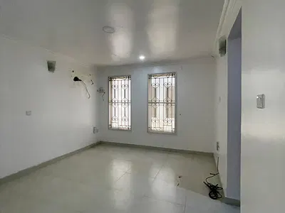 Beautiful Luxurious Juicy Share Apartment — Ajah, Lagos