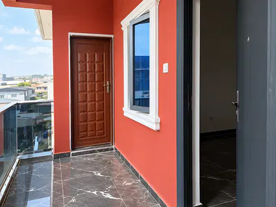 Mini Flat with Car Park and Water Heater — Surulere, Lagos
