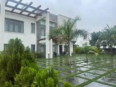 Luxury Detached House on 2000 SQM Plot — Pinnock Beach Estate, Lekki, Lagos