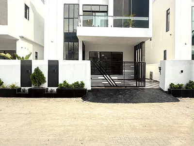 4 Bedroom Detached Bungalow with BQ — Lekki Palm, Ajah, Lagos