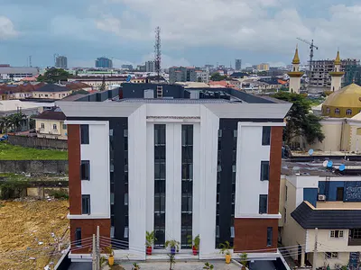 2 Bedroom Apartment with En-Suite Bedrooms — Lekki Phase 1, Lekki, Lagos