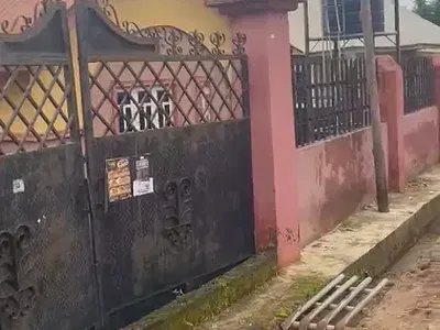 Hostel of 9 Units Self Contain Rooms — School Road Uniosun, Osogbo, Osun