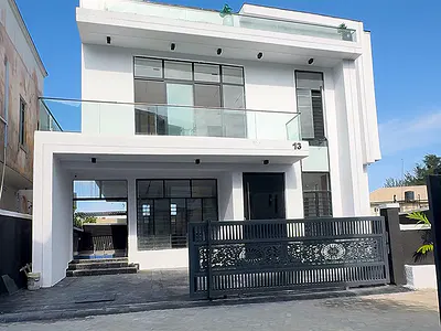 4 Bedroom Fully Detached House with BQ — Lekki, Lagos