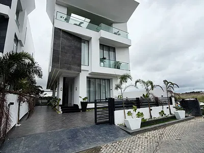 Luxuriously Built 5 Bedroom Fully Detached Duplex with Swimming Pool, — Lekki, Lagos