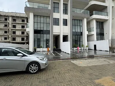5 Bedroom Detached House with Swimming Pool — Lekki Phase 1, Lekki, Lagos