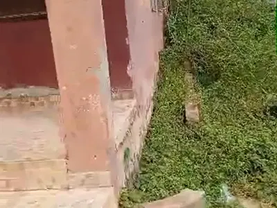Residential Land with 3 Bedroom Flat — Off Isheri-Lasu-Iyanaba Express Road, Igando, Alimosho, Lagos