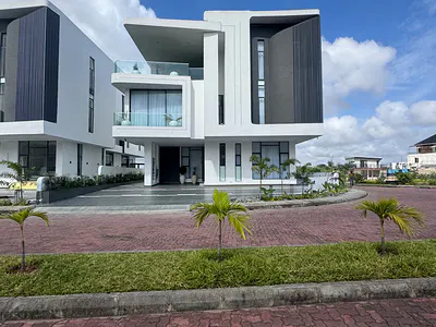 Contemporary 6 Bedroom House — Osapa, Lekki, Lagos