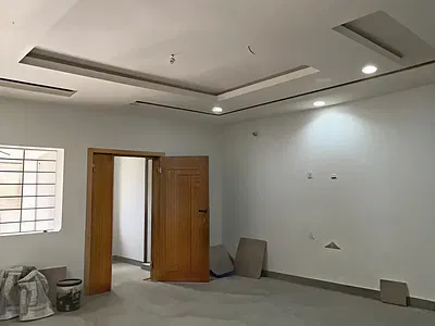 Standard 3 Bedroom Flat in a Secure Vicinity — Rumuibekwe, Port Harcourt, Rivers