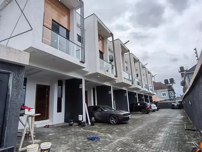 Smart Spacious Conducive 4 Bedrooms Terrace Duplex. — Scheme 2 Abraham Adesanya Axis, Ajah, Lagos