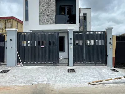 4 Bedroom Detached Duplex with Study Room — Surulere, Lagos