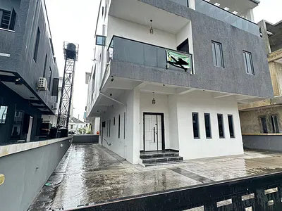 5 Bedroom Detached Duplex with Rooftop — Lekki, Lagos