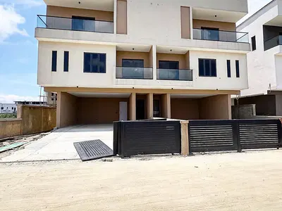 4 Bedroom Semi-Detached Duplex — Lekki Phase 1, Lekki, Lagos