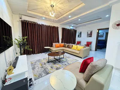 Executive Luxury 2 Bedroom Apartment with a Roof Top Swimming Pool — Lekki, Lagos
