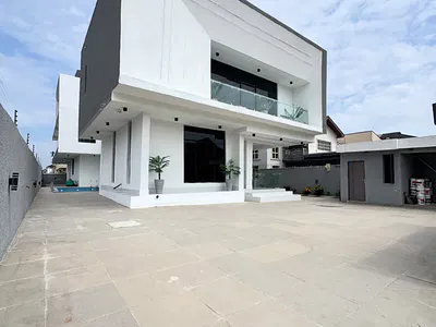 5 Bedroom Detached Duplex with Elevator — Lekki, Lagos