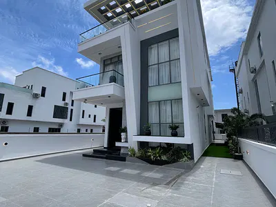 5 Bedroom Detached Duplex — Lekki, Lagos