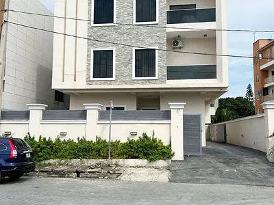 6 Bedroom Detached Duplex — Lekki Phase 1, Lekki, Lagos
