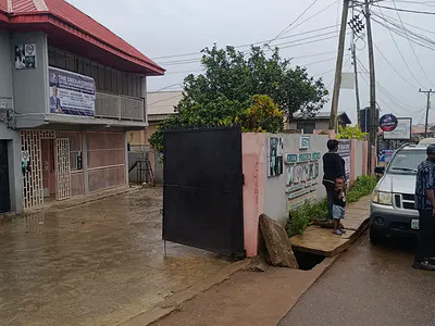 2 Bedroom Semi-Detached Bungalow — Facing Alakia Isebo Road, Alakia, Ibadan, Oyo