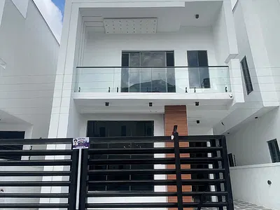 Very Spacious, Best Buy 4 Bedroom Detached Duplex with BQ — Lekki, Lagos