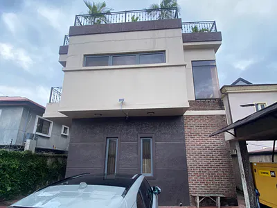 Furnished 2 Bedroom Penthouse with BQ — Lekki Phase 1, Lekki, Lagos
