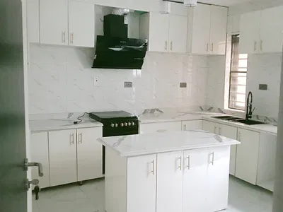 Luxury 5 Bedroom Detached Duplex — Magodo Phase 1, Magodo, Lagos