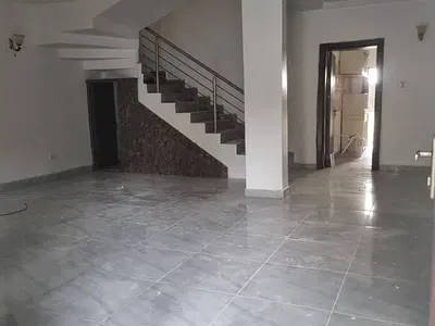 5 Bedroom Apartment — Babagana Kingibe, Guzape District, Abuja