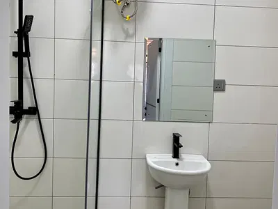 Tastefully Finished 3-Bedroom Flat with En-Suite Bedrooms — Victoria Island (VI), Lagos