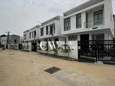 5 Bedroom Detached Duplex — Lekki, Lagos