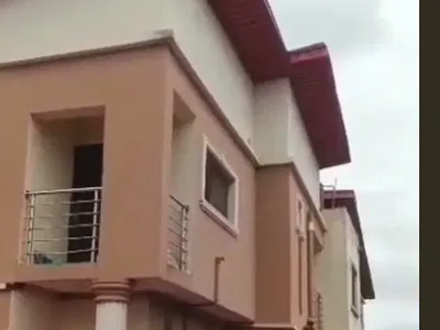 Block of Flats with 3 Bedrooms and Self Contained Units — Off Aina Obembe Road, Oluwaga, Baruwa, Ipaja, Lagos