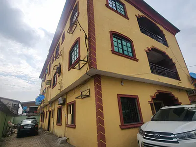 3 Bedroom Flat with En-Suite Bedrooms — Off Cole Street, Surulere, Lagos