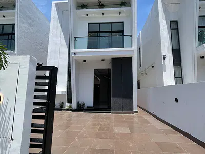 4-Bedroom Fully Detached Duplex with BQ & Swimming Pool — Orchid, Lekki, Lagos