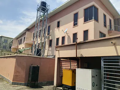 Neatly Renovated 4 Bedrooms Terraced Duplex — Victoria Island (VI), Lagos