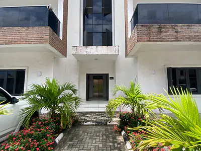 Fully Serviced and Spacious 3 Bedroom Apartment — Lekki, Lagos