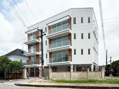 Newly Built and Service 2 Bedroom En-Suite Flat — Lekki Phase 1, Lekki, Lagos