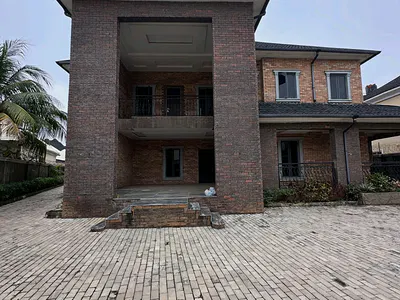 New 5 Bedroom Fully Detached Duplex + 2 Rooms Boys Quarters All Rooms — Lokogoma District, Abuja
