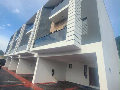 Sophisticated 4 Bedroom Terraced Duplex with BQ in a Secured Estate — Magodo Phase 1, Magodo, Lagos