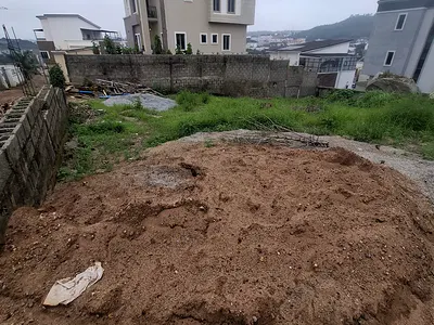 1000 SQM Residential Land — Guzape District, Abuja