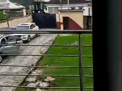 Lovely 2 Bedroom Flat Upstairs — Sangotedo, Ajah, Lagos