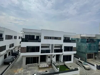 Spacious and Well Finished 4 Bedroom Semi Detached House with BQ — Banana Island, Ikoyi, Lagos