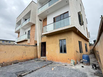 Contemporary Built 4 Bedrooms Fully Detached Duplex + BQ — Ojodu, Lagos