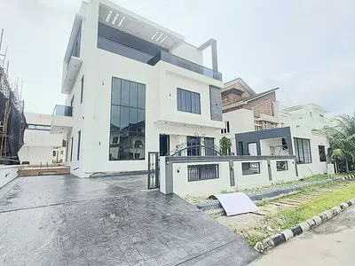 6 Bedroom Detached Duplex with Cinema — Pinnock Beach Estate, Osapa, Lekki, Lagos