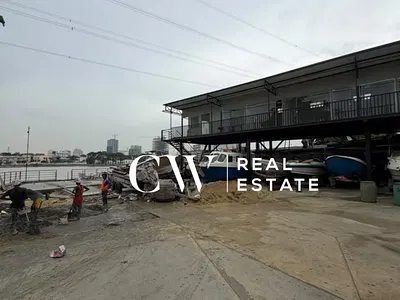 Waterfront Retail Shops — Lekki Phase 1, Lekki, Lagos