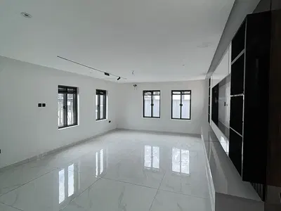 Luxury 5 Bedroom Fully Detached Duplex with BQ, Pool, Cinema, Rooftop — Lekki, Lagos