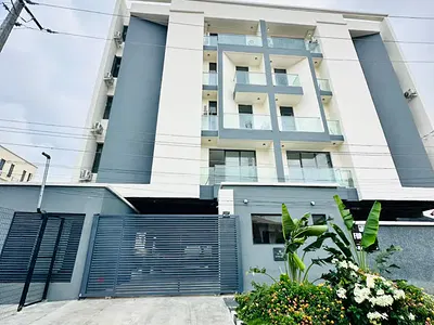 Prestigious 2 Bedroom Apartment with Elevator and BQ — Lekki, Lagos