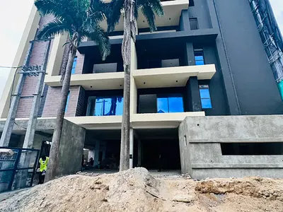 Pristine 3 Bedroom Apartment with Elevator and Pool — Lekki Phase 1, Lekki, Lagos