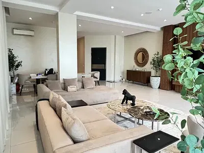 Premium Furnished Super Luxury Spacious 3 Bedroom Apartments — Mojishola Onikoyi Off Banana Island Estate Road, Banana Island, Ikoyi, Lagos