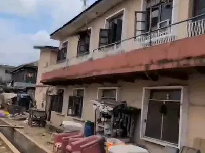 A Strong One Storey House on a Full Plot of Land Corner Piece — Alli Lane, Onipanu, Shomolu, Lagos