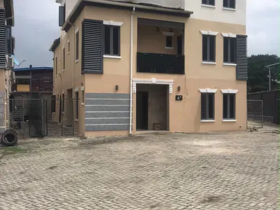 6 Bedroom Detached Duplex — Ikeja, Lagos