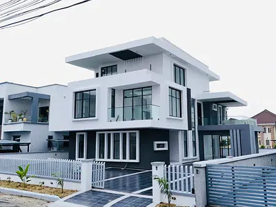 Newly Built 5 Bedroom Fully Detached House with Pool, CCTV, Cinema — Lekki, Lagos